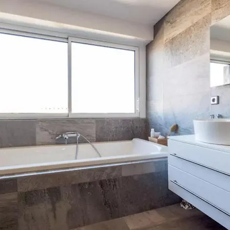Apartment A 5mn De Bale *